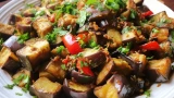 طريقة عمل سلطة الباذنجان المقلي