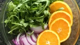سلطة الجرجير والبرتقال – جاهزة في 3 دقائق
