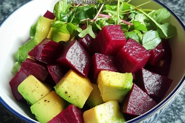 طريقة عمل سلطة الأفوكادو والشمندر